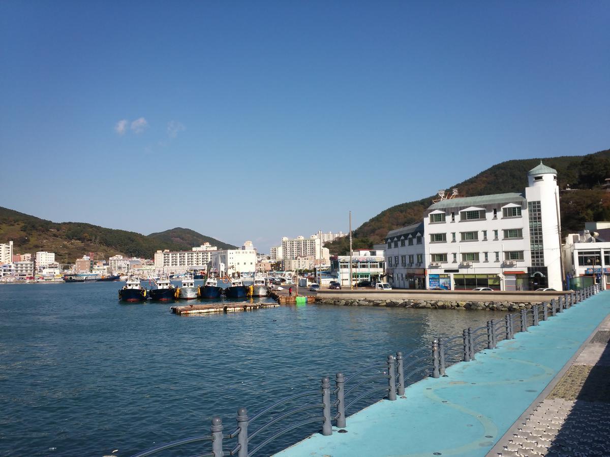 Sodong Geoje Jangseungpo Lighthouse Hotel מראה חיצוני תמונה