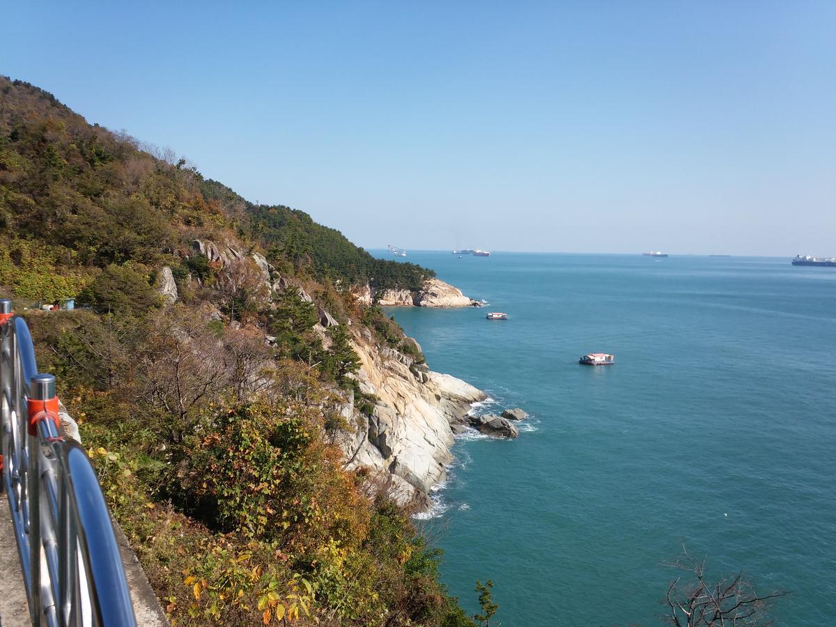 Sodong Geoje Jangseungpo Lighthouse Hotel מראה חיצוני תמונה