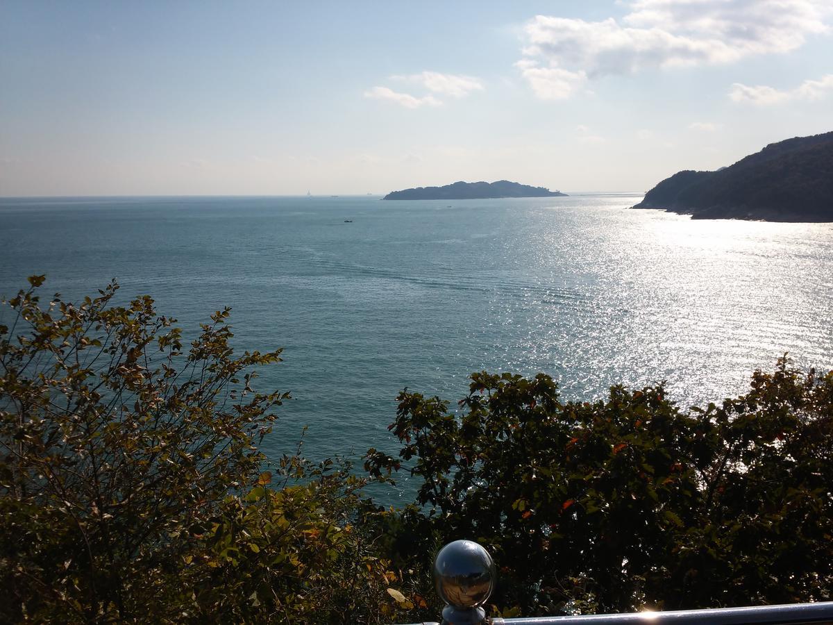 Sodong Geoje Jangseungpo Lighthouse Hotel מראה חיצוני תמונה